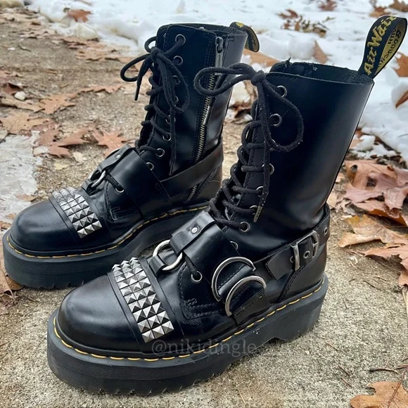 RARE Dr. Martens Combat Boots Platform Jadon hi Stud 10 eyelet Size 8 Buckle - Picture 1 of 15